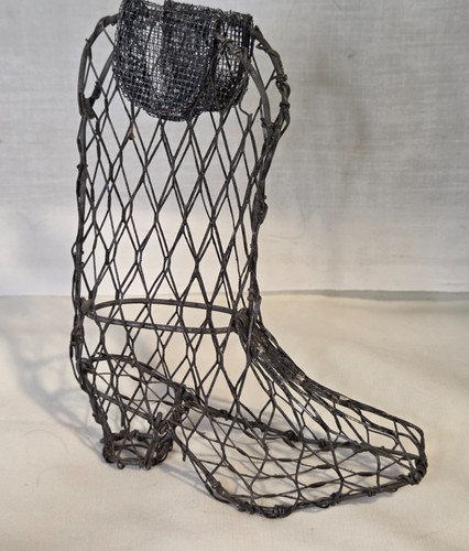 Vintage wire cowboy boot - wire,